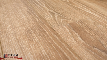 Sàn gỗ công nghiệp Charm Wood lõi xanh siêu chịu nước.
